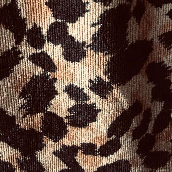 THML Leopard Babydoll Top.  Size Small. - Picture 4 of 4